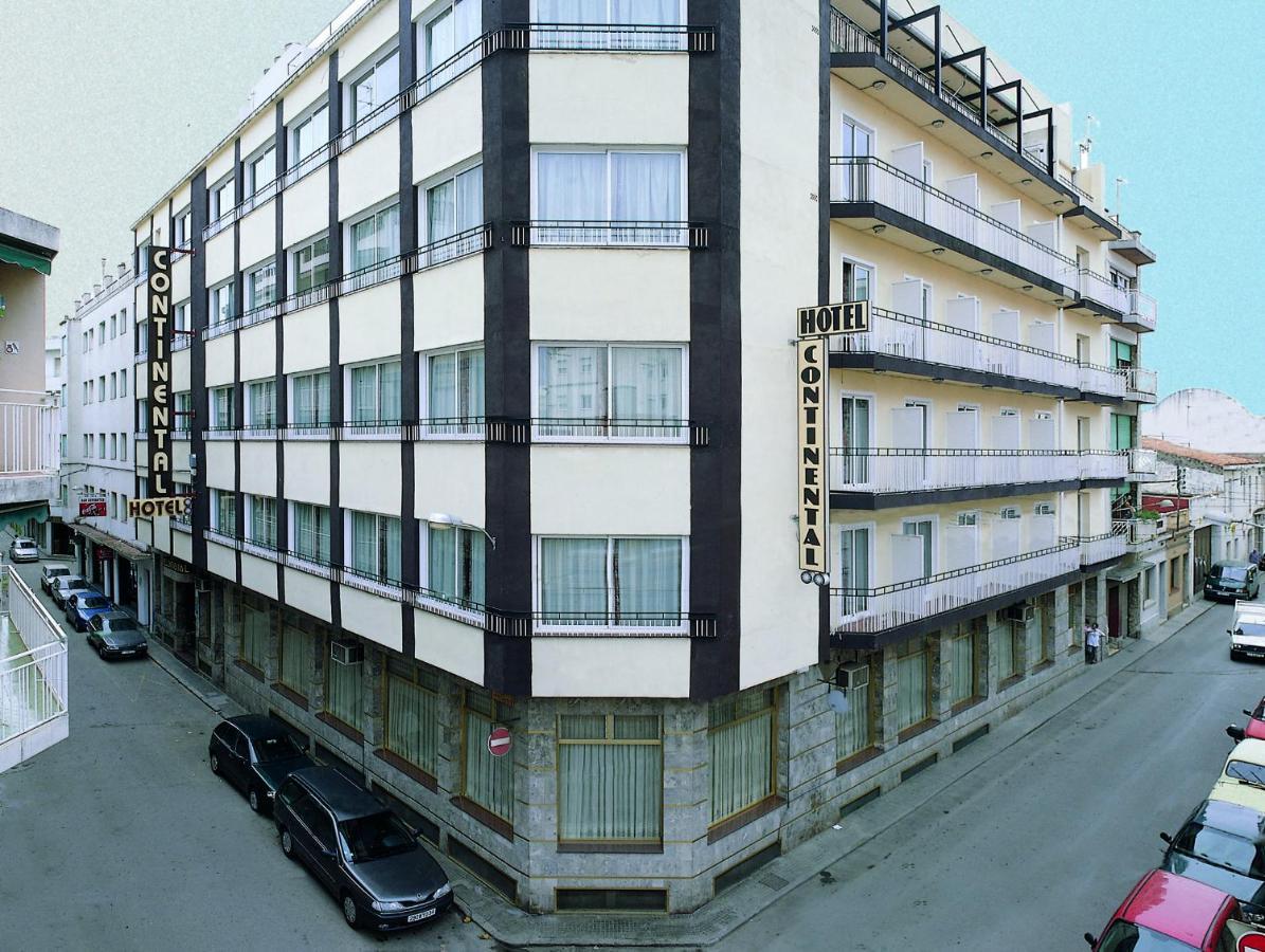 Hotel Continental Calella Exterior photo